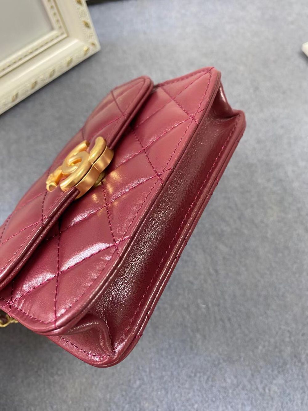 CHANEL mini wallet on chain AP2290 Wine