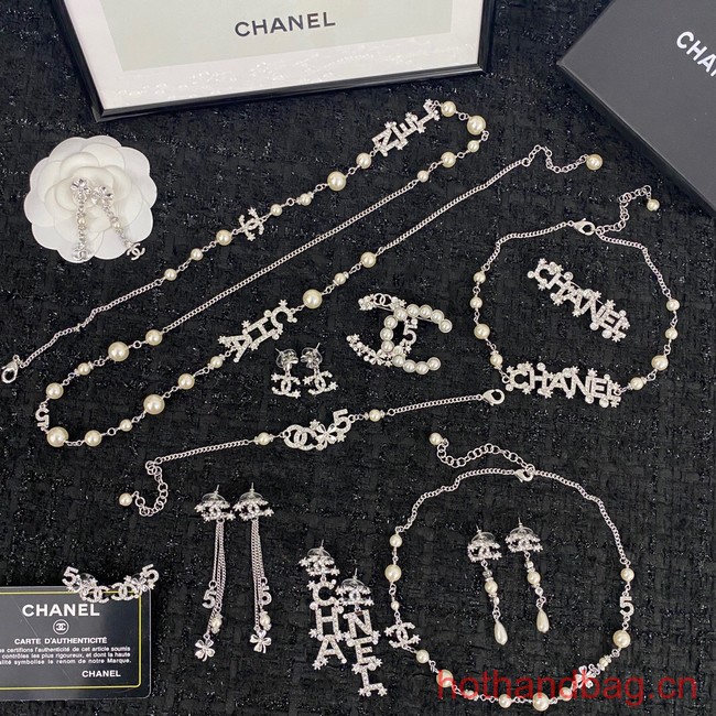 Chanel NECKLACE CE12719