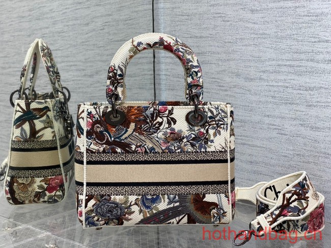 Dior MEDIUM LADY D-LITE BAG Embroidery M0565OE-5