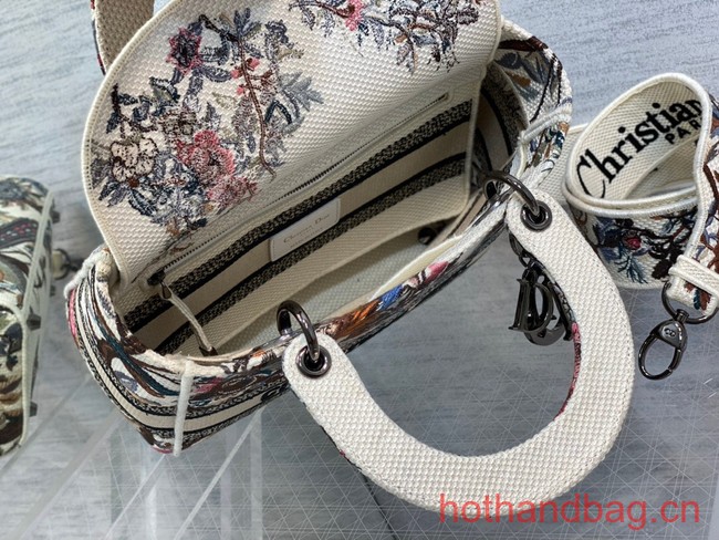 Dior MEDIUM LADY D-LITE BAG Embroidery M0565OE-5