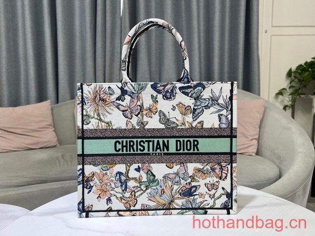 LARGE DIOR BOOK TOTE White Multicolor Toile de Jouy Mexico Embroidery M1286ZES