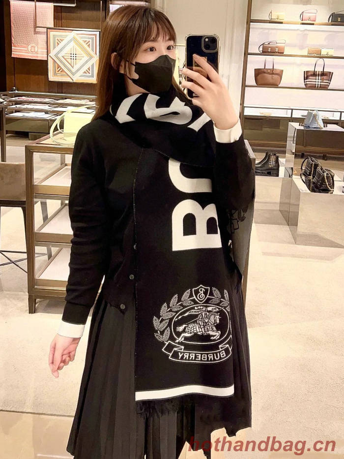 Burberry Scarf BBC00149