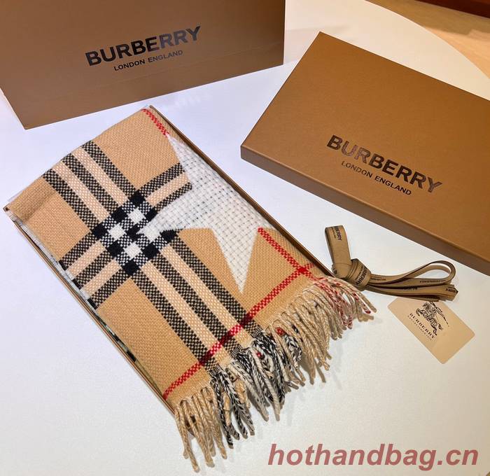 Burberry Scarf BBC00151