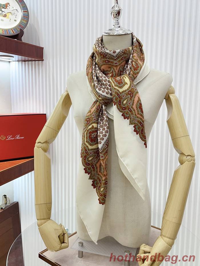 Loro Piana Scarf LPC00022