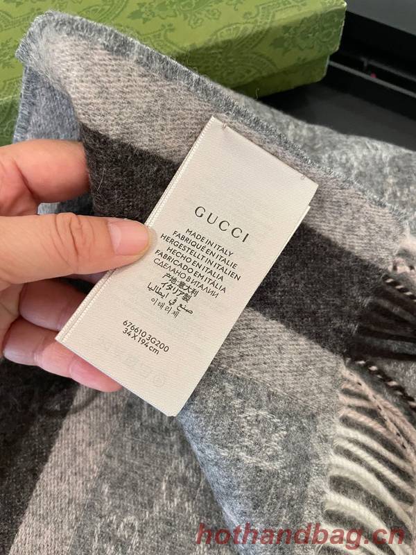 Gucci Scarf GUC00292