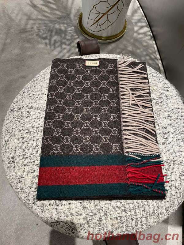 Gucci Scarf GUC00294