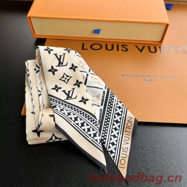 Louis Vuitton Scarf LVC00365