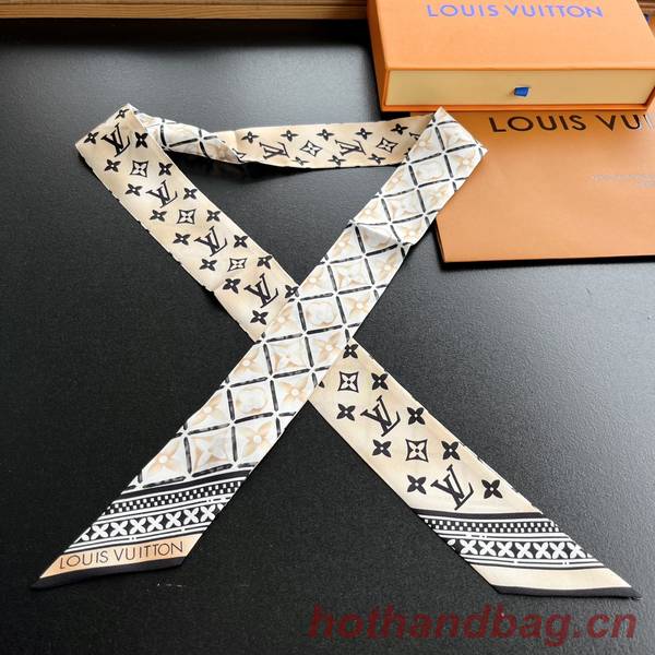 Louis Vuitton Scarf LVC00365