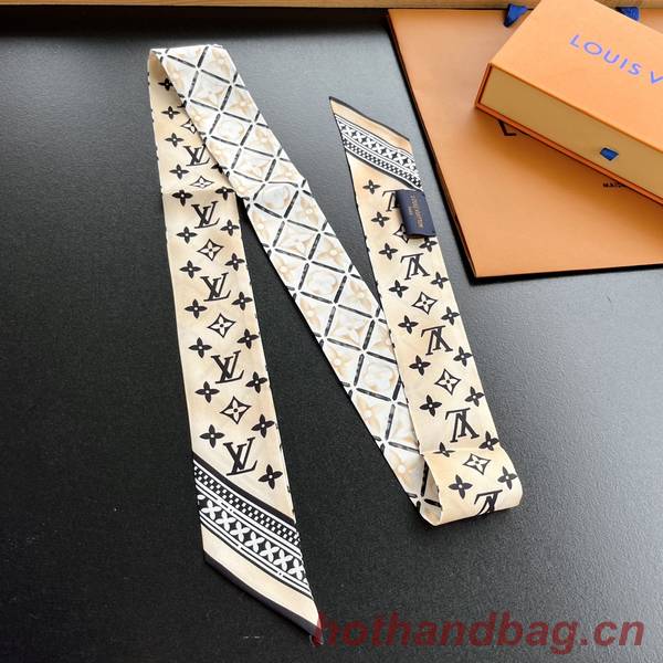 Louis Vuitton Scarf LVC00365