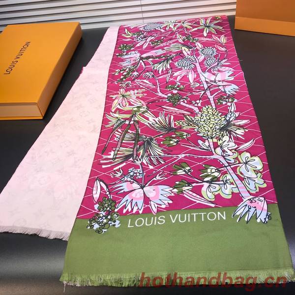 Louis Vuitton Scarf LVC00374