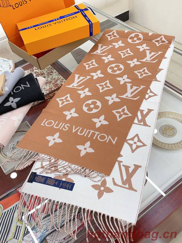 Louis Vuitton Scarf LVC00380