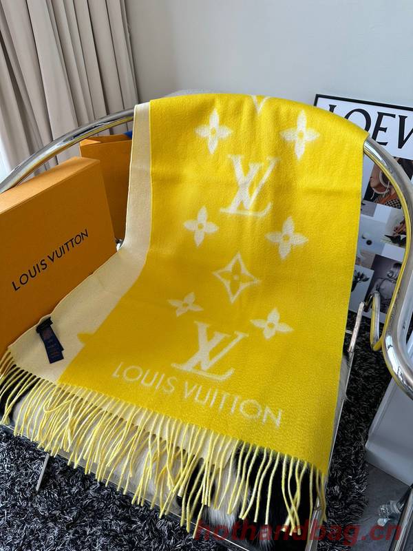 Louis Vuitton Scarf LVC00384