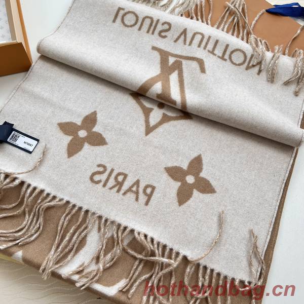 Louis Vuitton Scarf LVC00387