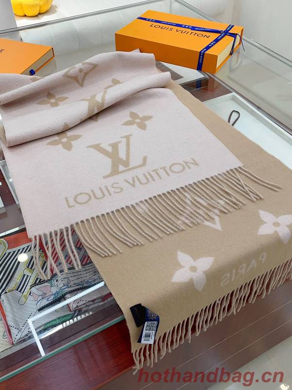 Louis Vuitton Scarf LVC00388