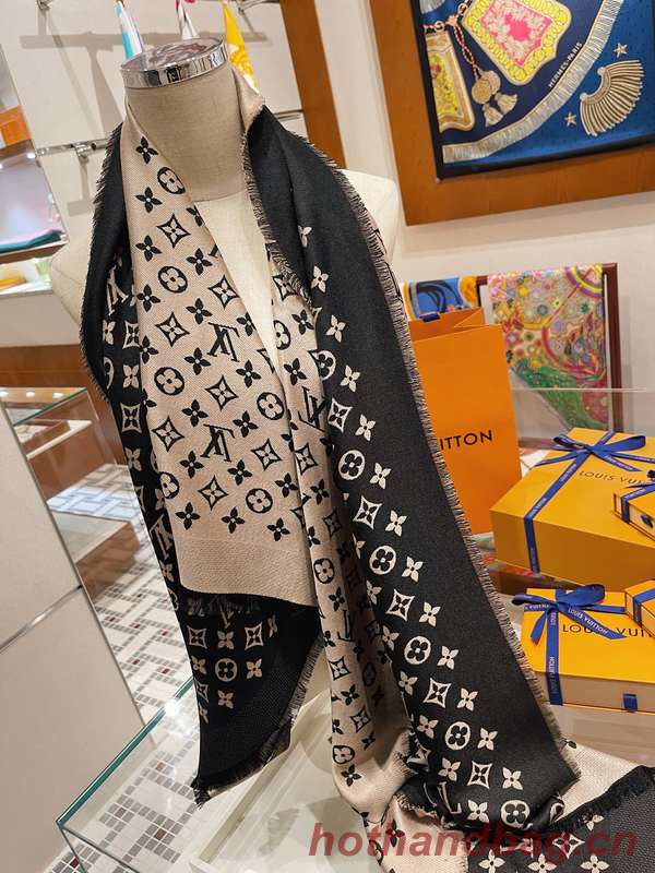 Louis Vuitton Scarf LVC00398