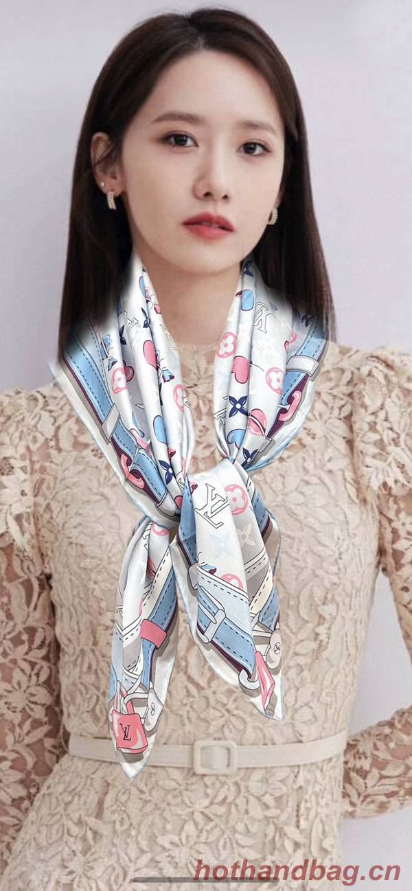 Louis Vuitton Scarf LVC00402