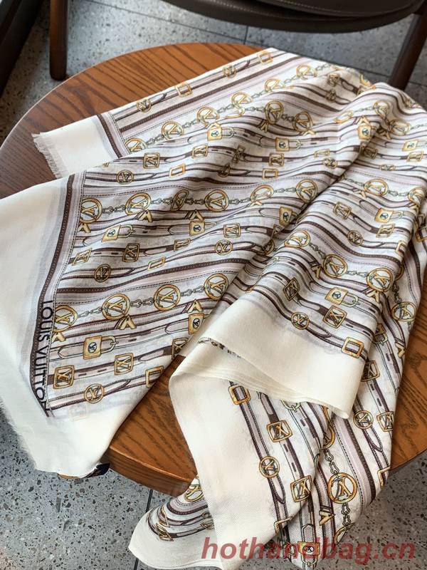 Louis Vuitton Scarf LVC00410