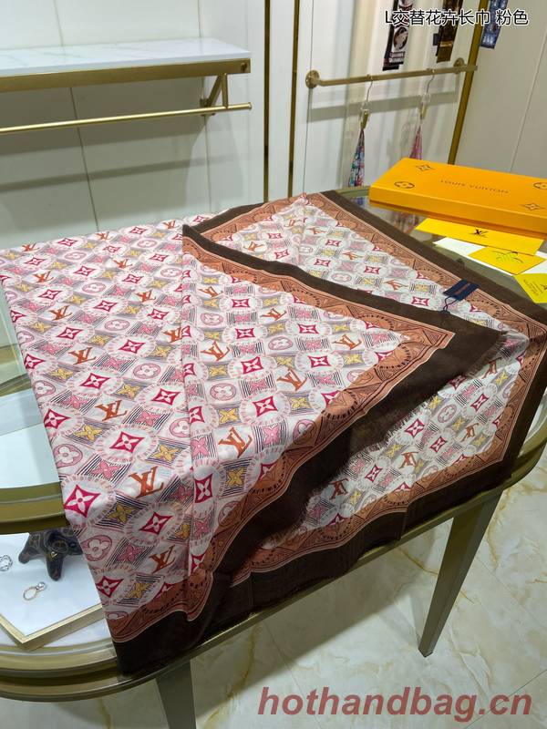 Louis Vuitton Scarf LVC00417