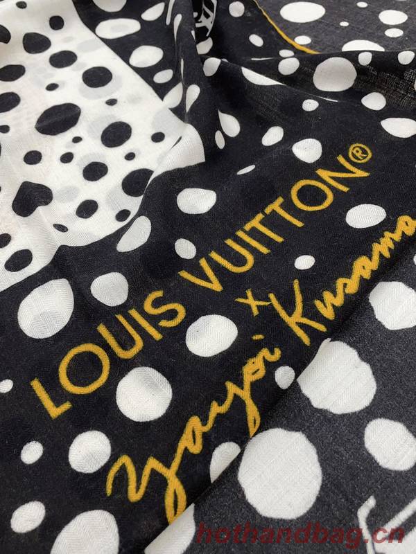 Louis Vuitton Scarf LVC00452