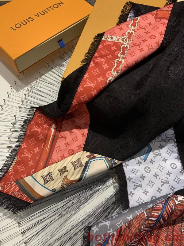 Louis Vuitton Scarf LVC00463