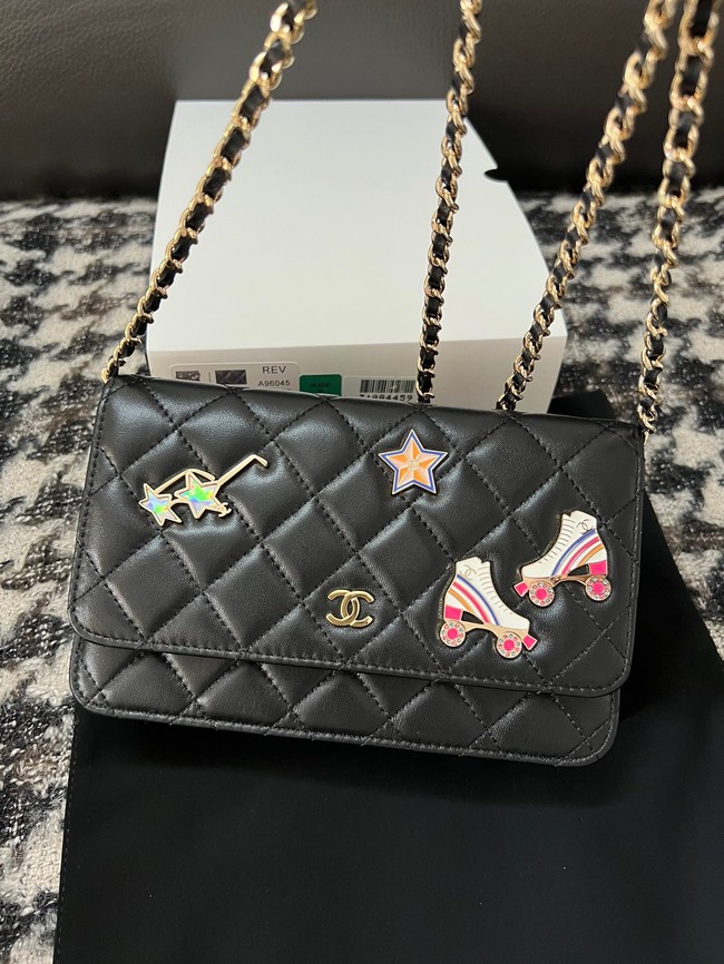 Chanel CLASSIC WALLET ON CHAIN AP0250 Black