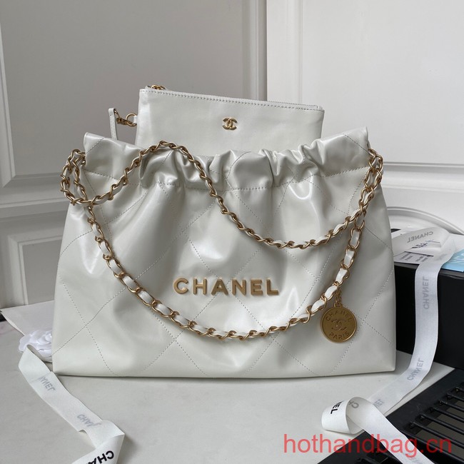 CHANEL 22 HANDBAG Calfskin & Gold-Tone Metal AS3261 white