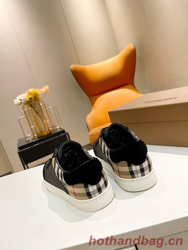 Burberry Shoes BBS00003