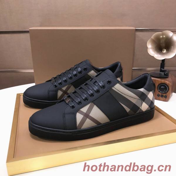 Burberry Shoes BBS00011