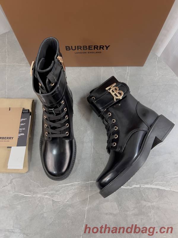 Burberry Shoes BBS00014