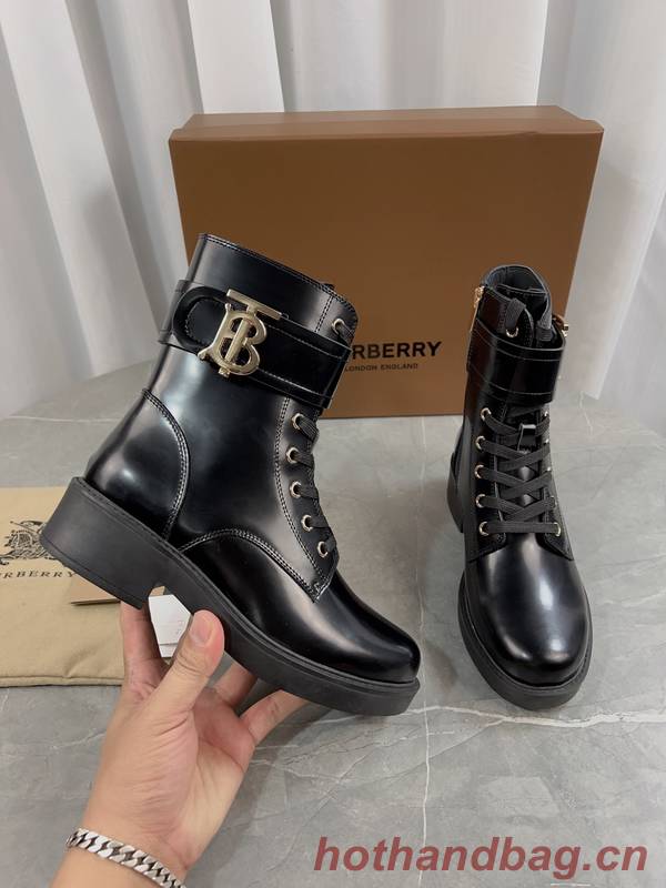 Burberry Shoes BBS00014