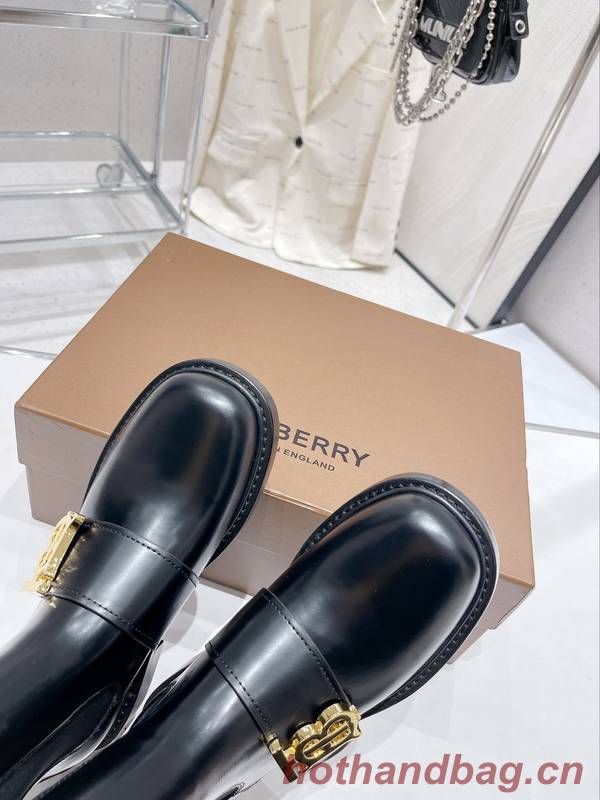 Burberry Shoes BBS00021