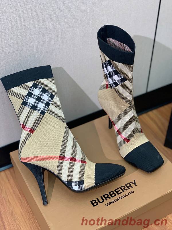 Burberry Shoes BBS00032