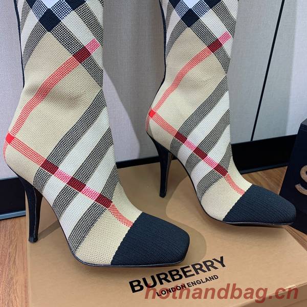 Burberry Shoes BBS00036