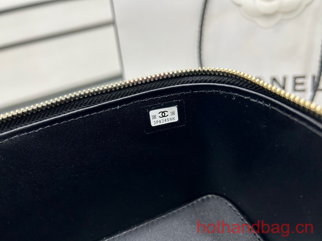 Chanel CLUTCH WITH CHAIN A68130 black