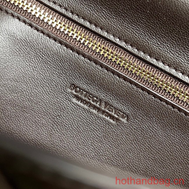 Bottega Veneta Long Clutch Andiamo With Handle 741511 Fondant