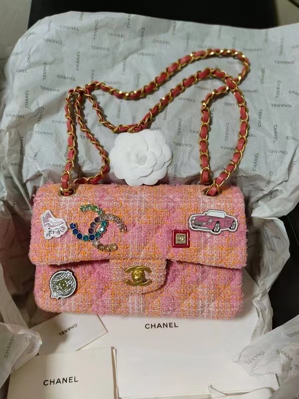 Chanel CLASSIC HANDBAG A01113 Coral Pink