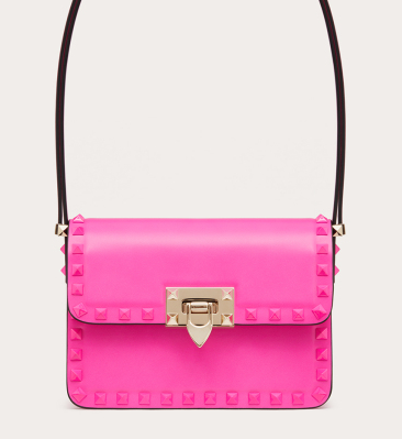 VALENTINO GARAVANI ROCKSTUD23 Small calfskin bag ZS098 pink