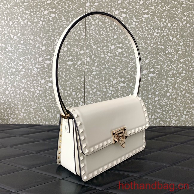 VALENTINO GARAVANI ROCKSTUD23 calfskin bag AZS098 white