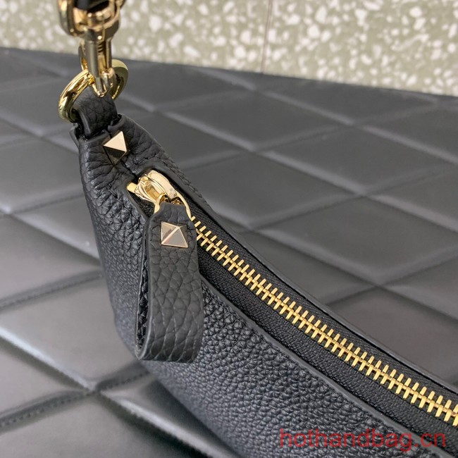 VALENTINO Rockstud calfskin small HOBO bag AG098 black