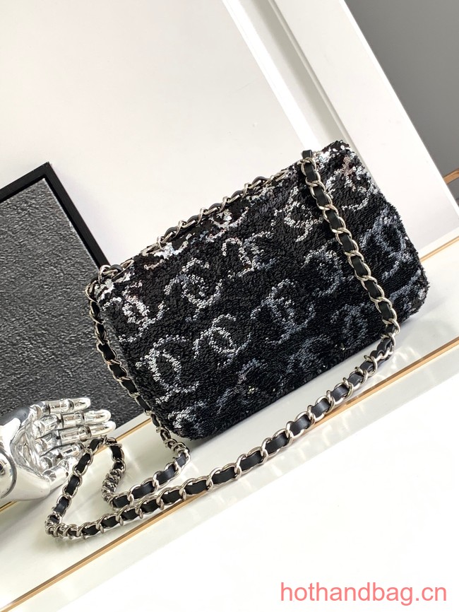 Chanel CLASSIC HANDBAG A01116 black