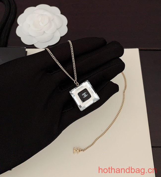 Chanel NECKLACE CE13200