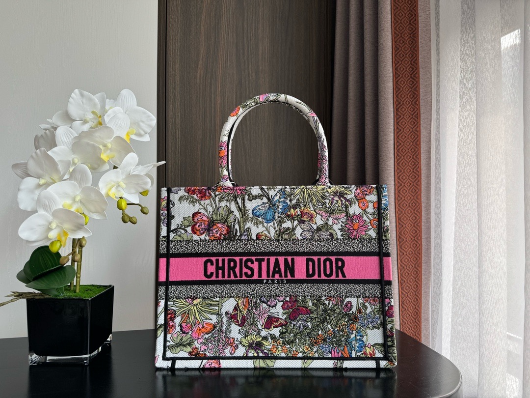 MEDIUM DIOR BOOK TOTE White Multicolor Mexico Millefiori Embroidery M1296ZEBJ