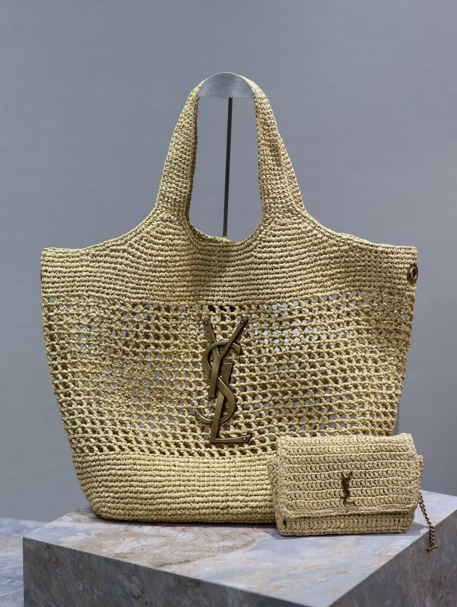 Yves Saint Laurent ICARE MAXI WOVEN SHOPPING BAG 698651 Apricot