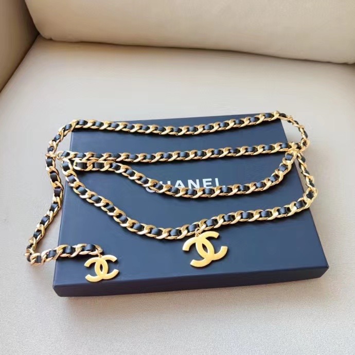 Chanel Chatelaine CE13335