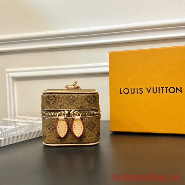 Louis Vuitton coin purse 15593-5