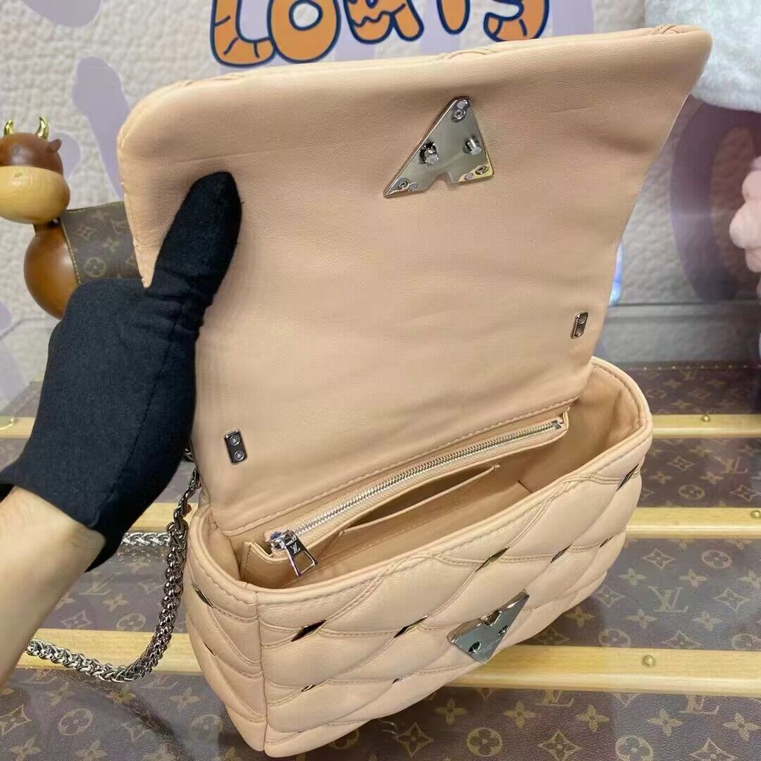 Louis Vuitton Novita Borsa GO-14 MM M24151 Apricot