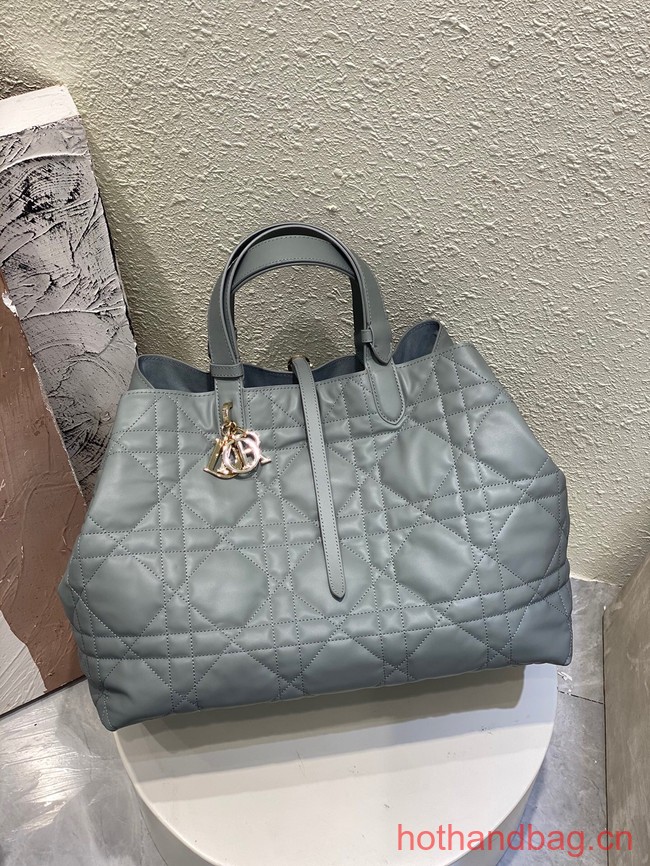 Medium Dior Toujours Bag Stone Gray Macrocannage Calfskin M2821O