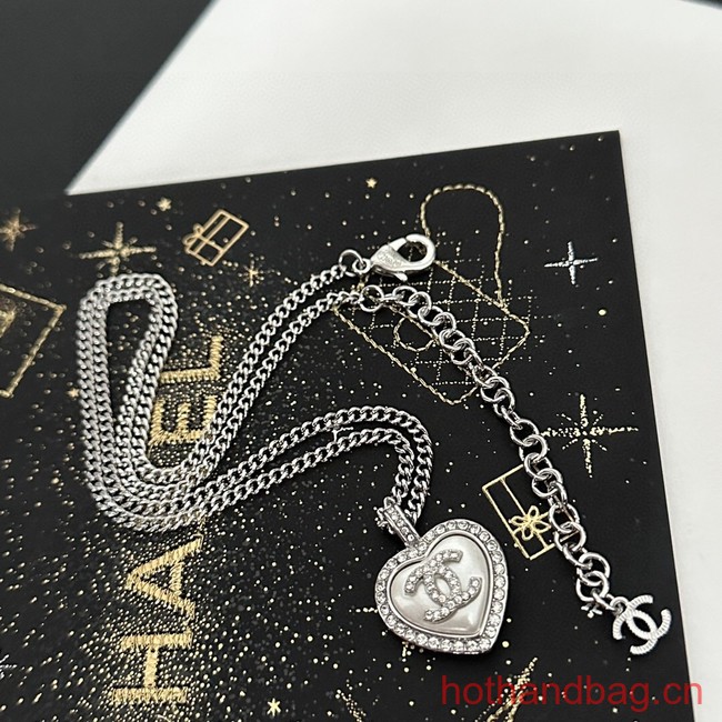 Chanel NECKLACE CE13560
