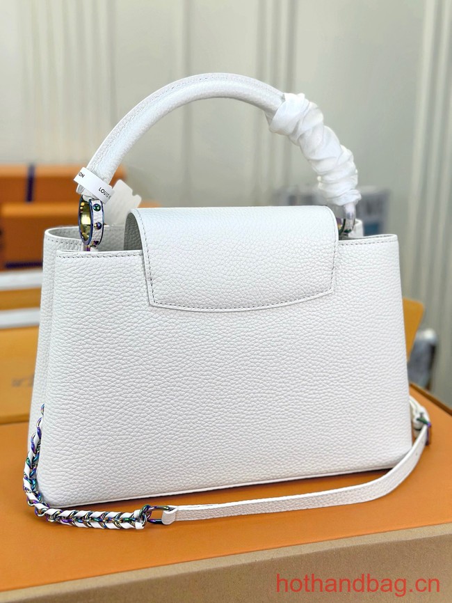 Louis Vuitton Capucines MM M22544 Snow white