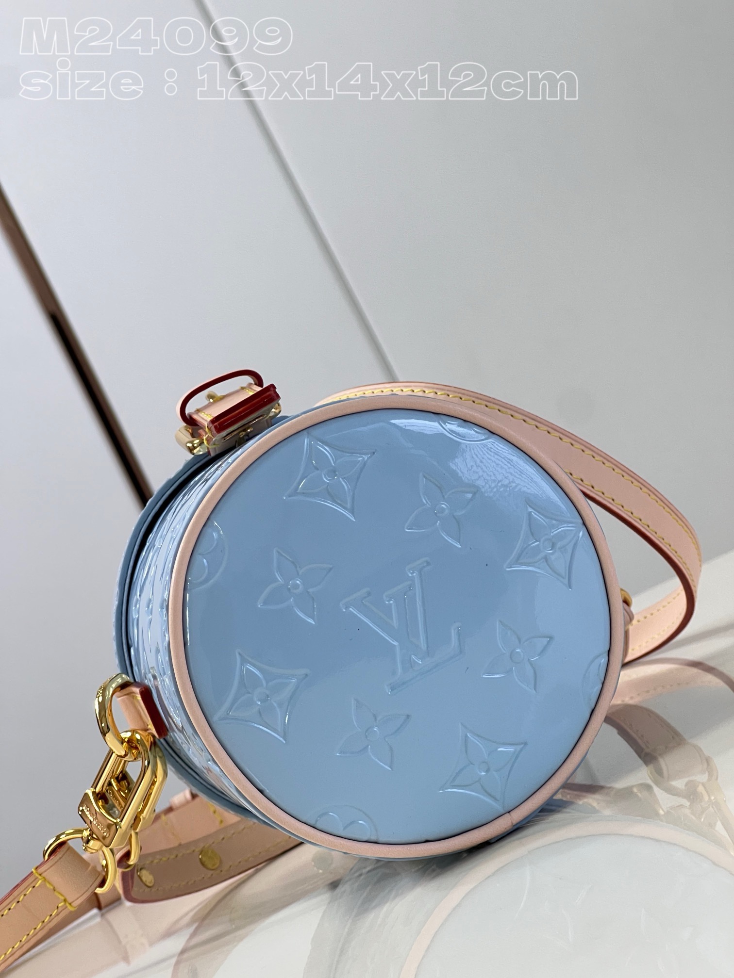 Louis Vuitton Astor M24102 Sky